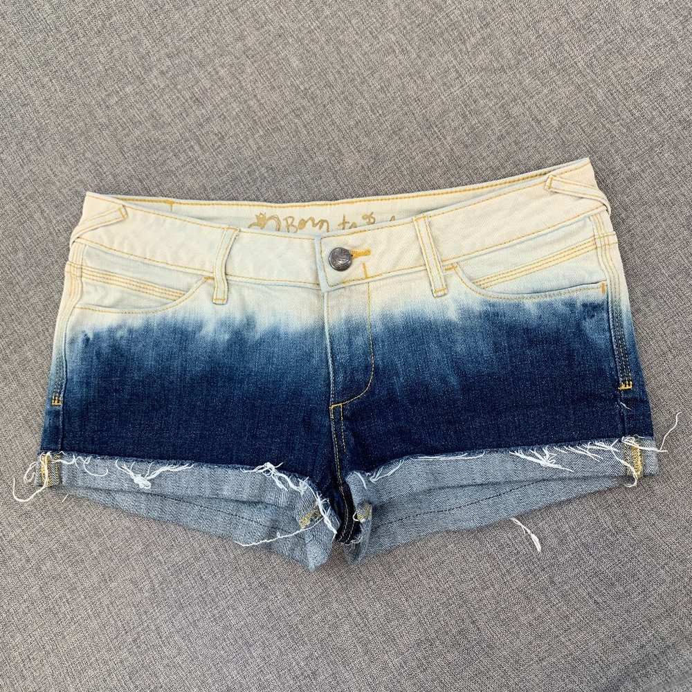 Born To Rule Tie Dye Blue ivory Denim Shorts Booty Mini‎ Shorts Cuffed Fringe 9
